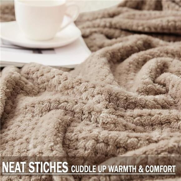 Fleece Throw Blanket Extra Large, Super Soft and Warm Blankets - Picture 4 of 7